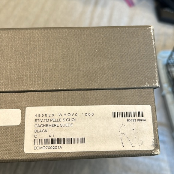 Authentic Alexander McQueen suede boots - Picture 4 of 4